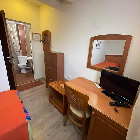 Отель Pirina Club