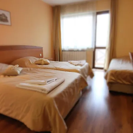 Hotel Pirina Club 3*