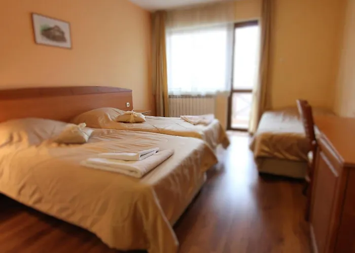 Hotel Pirina Club 3*