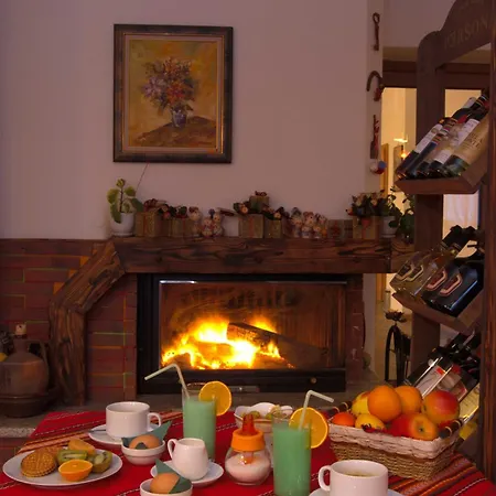 Pirina Club ホテル 3*