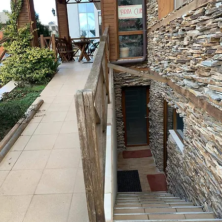 ホテル Pirina Club